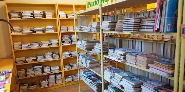 Rozpoczął się remont filii numer 5 Miejskiej Biblioteki Publicznej "Plastuś" / MBP Starachowice