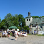 Momina, gmina Waśniów. Uroczystości 75. rocznicy śmierci pułkownika Jana Piwnika „Ponurego” oraz 9. rocznicy nadania jego imienia Publicznej Szkole Podstawowej / Emilia Sitarska / Radio Kielce