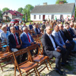 Momina, gmina Waśniów. Uroczystości 75. rocznicy śmierci pułkownika Jana Piwnika „Ponurego” oraz 9. rocznicy nadania jego imienia Publicznej Szkole Podstawowej / Emilia Sitarska / Radio Kielce