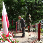 Momina, gmina Waśniów. Uroczystości 75. rocznicy śmierci pułkownika Jana Piwnika „Ponurego” oraz 9. rocznicy nadania jego imienia Publicznej Szkole Podstawowej / Emilia Sitarska / Radio Kielce