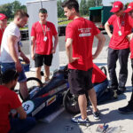 Zespół Tu Kielce Greenpower z Politechniki Świętokrzyskiej zajął dwa pierwsze miejsca w zawodach bolidów elektrycznych, które odbyły się na torze wyścigowym w Bydgoszczy / Politechnika Świętokrzyska