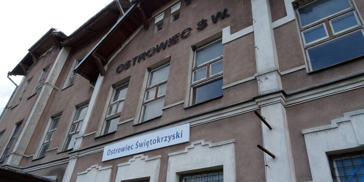 Ostrowiecka kolej świętuje 140 lat - Radio Kielce 700 lat historii, a w niej znakomite postaci
