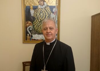 Na zdjęciu: ks. bp Jan Piotrowski - ordynariusz diecezji kieleckiej / Marlena Płaska / Radio Kielce