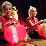 Widowisko "Od zachodu po daleki wschód” / Ewa Pociejowska-Gawęda / Radio Kielce