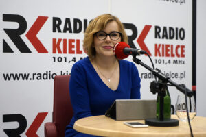 Studio Polityczne Radia Kielce. Na zdjęciu: Anna Krupka, wiceminister sportu i turystyki / Robert Felczak / Radio Kielce