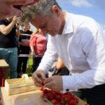 XXI Dzień Świętokrzyskiej Truskawki. Krzysztof Słoń - senator PiS / Piotr Kwaśniewski / Radio Kielce