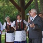 Tokarnia. Piknik Europejski Prawa i Sprawiedliwości. Przemawia poseł Krzysztof Lipiec / Radio Kielce