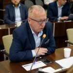 Sesja Rady Miasta Kielce. Jarosław Bukowski - radny Rady Miasta Kielce / Piotr Kwaśniewski / Radio Kielce