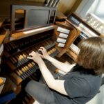 XX Międzynarodowa Wystawa Budownictwa i Wyposażenia Kościołów, Sztuki Sakralnej i Dewocjonaliów SACROEXPO / Piotr Kwaśniewski / Radio Kielce