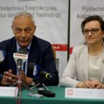 Spotkanie z zespołem Impuls, który zwyciężył w zawodach łazików marsjańskich University Rover Challenge 2019. Wiesław Trąmpczyński - rektor Politechniki Świętokrzyskiej i Agata Wojtyszek - wojewoda świętokrzyski / Piotr Kwaśniewski / Radio Kielce