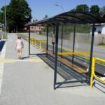 Brak koszy przy nowych przystankach na ulicy Wapiennikowej / Piotr Kwaśniewski / Radio Kielce