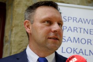 Spotkanie Forum Sekretarzy Gmin i Powiatów Regionu Świętokrzyskiego / Piotr Kwaśniewski / Radio Kielce