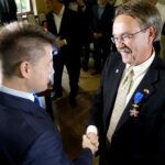 Na zdjęciu: Bartłomiej Dorywalski - wicewojewoda świętokrzyski i Lloyd Halverson - amerykański dyplomata / Piotr Kwaśniewski / Radio Kielce