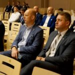 Na zdjęciu: Wojciech Ślefarski - wójt gminy Zagnańsk i Dariusz Skiba - burmistrz miasta i gminy Bodzentyn / Piotr Kwaśniewski / Radio Kielce