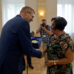 Na zdjęciu (od lewej): Bogdan Wenta - prezydent Kielc i Dorota Białek-Sołtys - dyrektor Szkoły Podstawowej nr 39 im. Stanisława Moniuszki w Kielcach / Piotr Kwaśniewski / Radio Kielce