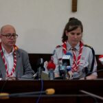 Konferencja prasowa prezydenta Kielc poświęcona Akcji Lato w Mieście. Artur Sobolewski - Wydział Promocji Urzędu Miasta Kielce i Agnieszka Stochmal - rzecznik Harcerskiego Festiwalu Kultury Młodzieży Szkolnej / Piotr Kwaśniewski / Radio Kielce