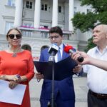 Konferencja radnych klubu Prawa i Sprawiedliwości. Marianna Noworycka-Gniatkowska, Marcin Stępniewski i Marian Kubik / Piotr Kwaśniewski / Radio Kielce