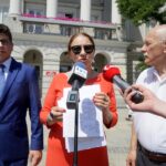 Konferencja radnych klubu Prawa i Sprawiedliwości. Marcin Stępniewski, Marianna Noworycka-Gniatkowska i Marian Kubik / Piotr Kwaśniewski / Radio Kielce