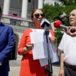 Konferencja radnych klubu Prawa i Sprawiedliwości. Marcin Stępniewski, Marianna Noworycka-Gniatkowska i Marian Kubik / Piotr Kwaśniewski / Radio Kielce