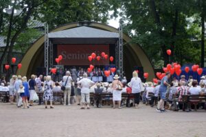 Senioralia w Parku Miejskim w Kielcach / Piotr Kwaśniewski / Radio Kielce