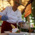 Śniadanie w ogrodzie. Paweł Ptaś - szef kuchni w restauracji Monte Carlo / Piotr Kwaśniewski / Radio Kielce