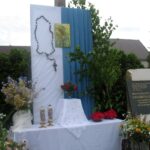 Starachowice. Ołtarz na placu kościelnym przed Krzyżem Misyjnym / Anna Głąb / Radio Kielce