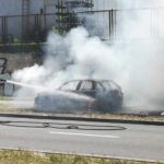 Pożar samochodu przy ulicy Zagnańskiej / Jarosław Kruk / infobusko.pl