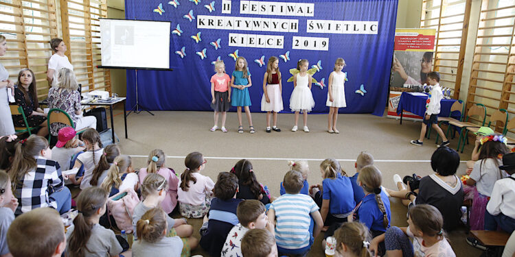 Festiwal, który integrował i pomagał przezwyciężać słabości - Radio Kielce II Festiwal Kreatywnych Świetlic - Kielce 2019 / Jarosław Kubalski / Radio Kielce