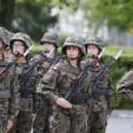 Kielce. Przysięga elewów w Centrum Przygotowań do Misji Zagranicznych / Jarosław Kubalski / Radio Kielce