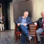 Sandomierz. Spotkanie z Wiesławem Myśliwskim. Na zdjęciu (od lewej): burmistrz Marcin Marzec, Wojciech Bonowicz i Wiesław Myśliwski / Grażyna Szlęzak - Wójcik / Radio Kielce