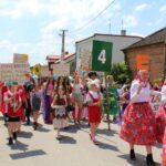 Pacanów. Międzynarodowy Festiwal Kultury Dziecięcej i nazwanie ronda w Słupi w gminie Pacanów imieniem Koziołka Matołka / Marta Gajda / Radio Kielce