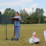 Otwarcie kompleksu sportowo-dydaktycznego przy Szkole Podstawowej w Oleśnicy. Agata Wojtyszek - wojewoda świętokrzyski / Marta Gajda / Radio Kielce