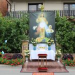 Kazimierza Wielka. Ołtarz przy ulicy Wesołej / Anna Głąb / Radio Kielce