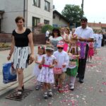 Kazimierza Wielka. Boże Ciało. Procesja. Kościół pw. Podwyższenia Krzyża Świętego / Marta Gajda / Radio Kielce