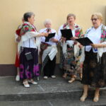 Konkurs na najpiękniejszy wianek rozpoczął obchody Nocy Świętojańskiej w Opatowcu / Marta Gajda / Radio Kielce