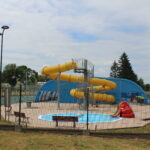 Stopnica. Basen z mobilnym zadaszeniem / Marta Gajda / Radio Kielce