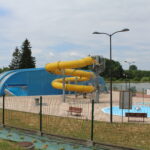 Stopnica. Basen z mobilnym zadaszeniem / Marta Gajda / Radio Kielce