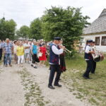 17.06.2018 Tokarnia. Park etnograficzny.  Gala finałowa konkursu  „Jawor u źródeł kultury” / Jarosław Kubalski / Radio Kielce