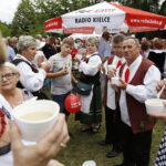 17.06.2018 Tokarnia. Park etnograficzny.  Gala finałowa konkursu  „Jawor u źródeł kultury” / Jarosław Kubalski / Radio Kielce
