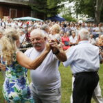 17.06.2018 Tokarnia. Park etnograficzny.  Gala finałowa konkursu  „Jawor u źródeł kultury” / Jarosław Kubalski / Radio Kielce