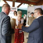 17.06.2018 Tokarnia. Park etnograficzny.  Gala finałowa konkursu  „Jawor u źródeł kultury” / Jarosław Kubalski / Radio Kielce