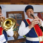 17.06.2018 Tokarnia. Park etnograficzny.  Gala finałowa konkursu  „Jawor u źródeł kultury” / Jarosław Kubalski / Radio Kielce