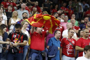 Kolonia. Final Four Ligi Mistrzów. Mecz Barcelona - Vardar Skopje / Jarosław Kubalski / Radio Kielce