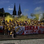 Kolonia. Final Four Ligi Mistrzów. Kibice przed meczem PGE Vive Kielce - Barcelona / Jarosław Kubalski / Radio Kielce