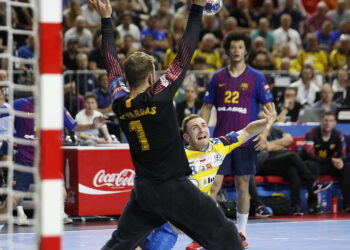 Kolonia. Final Four. Mecz Barcelona - PGE Vive / Jarosław Kubalski / Radio Kielce