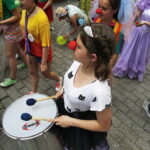 08.06.2019 Kielce. 10 lecia istnienia kieleckiego oddziału Fundacji Dr Clown. Parada wolontariuszy / Jarosław Kubalski / Radio Kielce