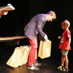 09.06.2019 Kielce. Teatr Lalki i Aktora Kubuś. Nagrody w konkursie plastycznym dla dzieci "Mój Teatr" / Jarosław Kubalski / Radio Kielce