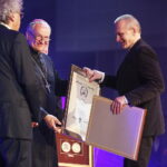 10.06.2019 Kielce. Gala wręczenia medali „Per Artem Ad Deum” podczas Targów Sacro Expo. Medal otrzymuje Tadeusz Boruta / Jarosław Kubalski / Radio Kielce