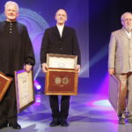 10.06.2019 Kielce. Gala wręczenia medali „Per Artem Ad Deum” podczas Targów Sacro Expo. Nagrodzeni Marcin Bornus-Szczyciński , Tadeusz Boruta i Alexander Kornoukhov / Jarosław Kubalski / Radio Kielce