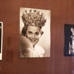 28.06.2019 Busko - Zdrój. Galeria "Zielona" i Fundacja im. Edwarda Kusztala - wystawa projektów kostiumów Małgorzaty Słoniowskiej do oper oraz przedmiotów związanych z Krystyną Jamroz / Radio Kielce